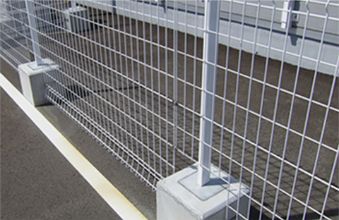 外構フェンスとしての溶接金網